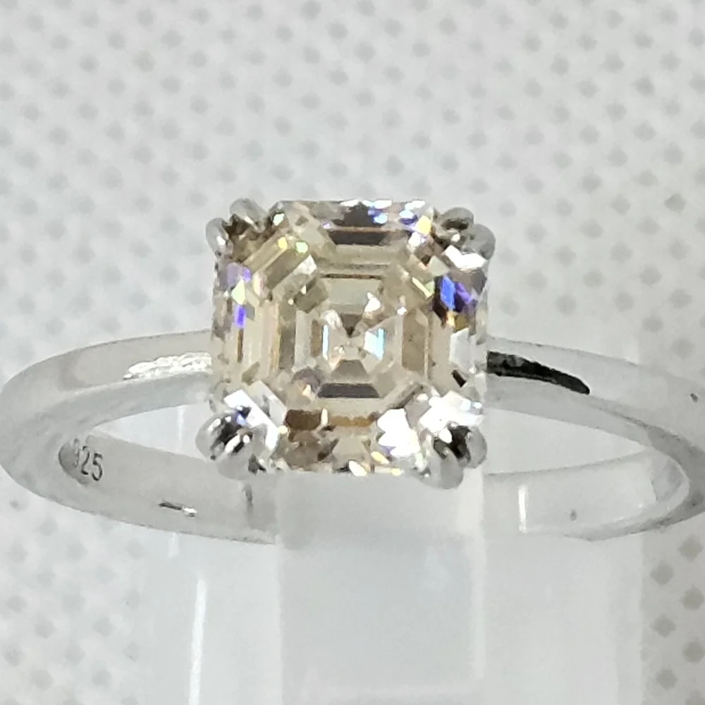 Genuine Strontium Titanate Sterling Silver Ring Size 8.5! - Picture 3 of 10